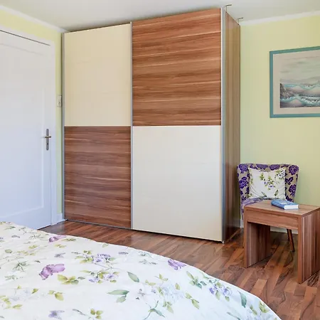 Kajuete Nr 2 * Fehmarn